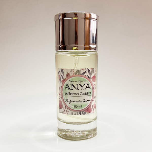 Saitama Geisha. 50ml Perfume floral con fruta fresca. - Imagen 3