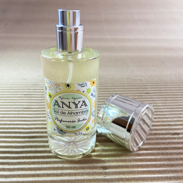 Sol de Alhambra. 50ml Perfume cítrico y amaderado blanco - Imagen 2
