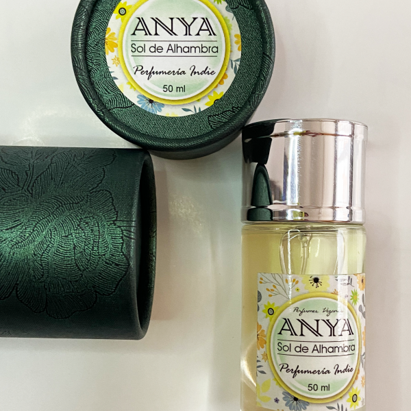 Sol de Alhambra. 50ml Perfume cítrico y amaderado blanco - Imagen 4