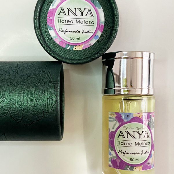 Tidrea Melosa. 50ml Perfume atalcado, fresco especiado - Imagen 4